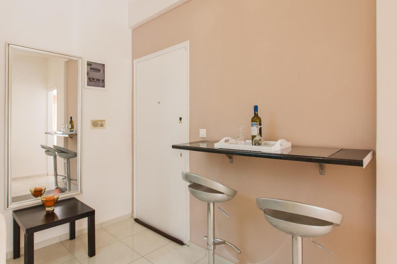 Central Apartment At Plaka 1 Bed For 2 Pers Athen Eksteriør billede